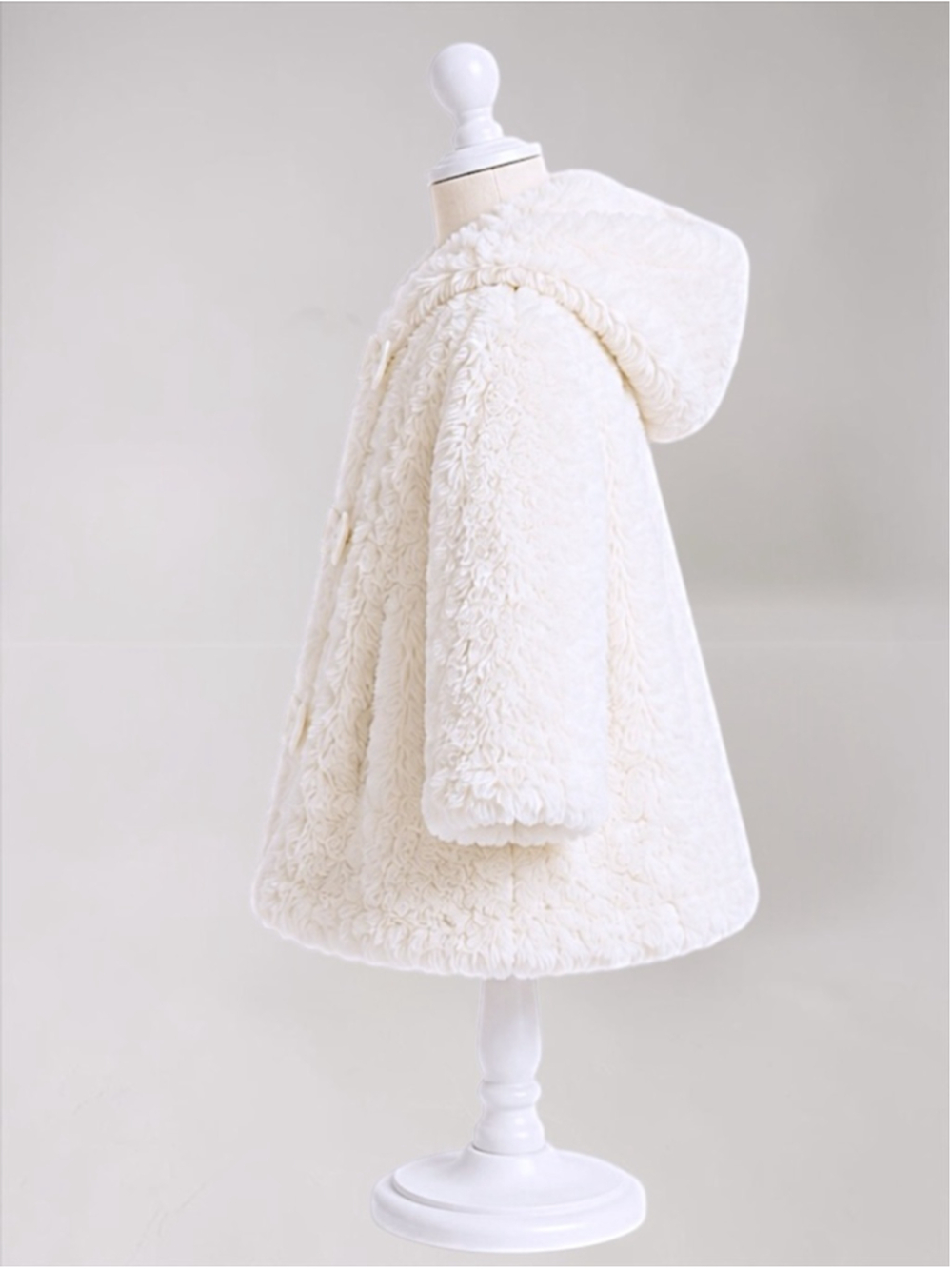 Widgeon 3-Bow A-Line Faux Fur Coat – Size 12M - Picture 10 of 12